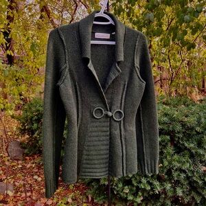Charlie & Robin Forest Green Size M Cardigan with Unique Button Detail